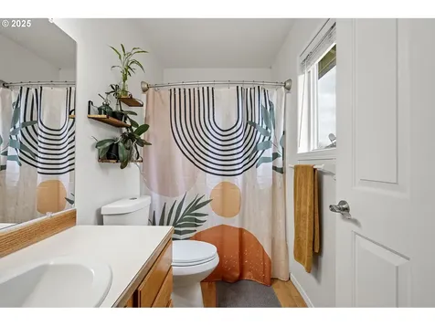 3785 Dove Lane Eugene OR 97402