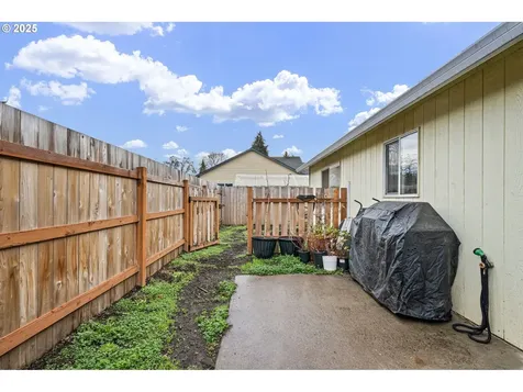 3785 Dove Lane Eugene OR 97402
