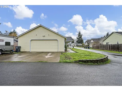 3785 Dove Lane Eugene OR 97402