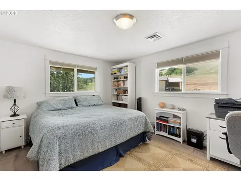 5073 Chenoweth Road The Dalles OR 97058