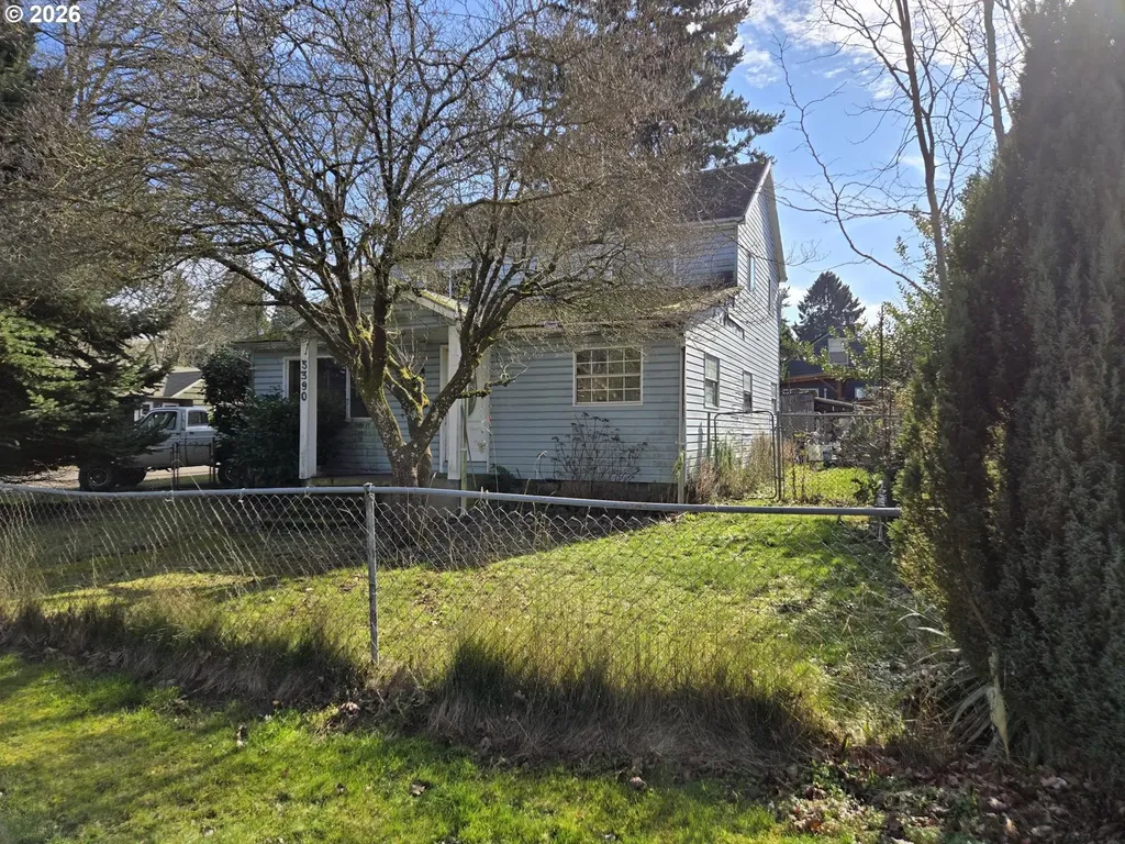 5390 NE Skidmore Street Portland OR 97218