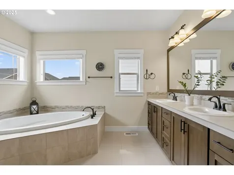 16874 SW Friendly Lane Beaverton OR 97007