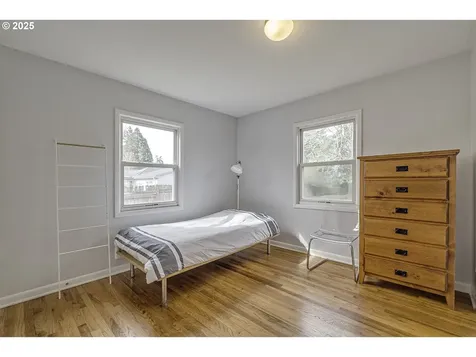 6711 SE 76th Avenue Portland OR 97206