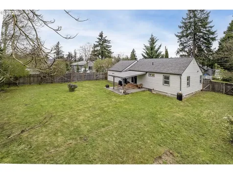 6711 SE 76th Avenue Portland OR 97206