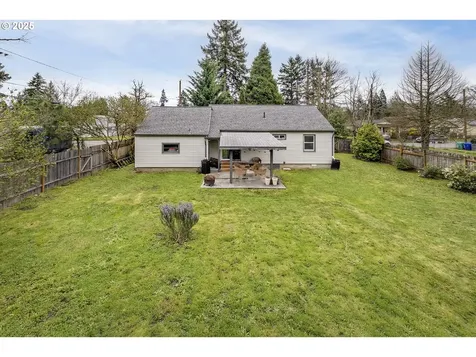 6711 SE 76th Avenue Portland OR 97206