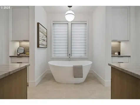 455 G Avenue Lake Oswego OR 97034