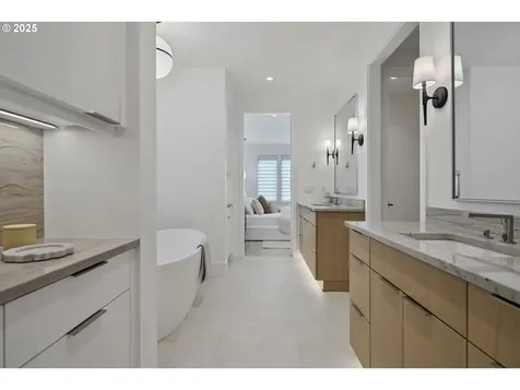 455 G Avenue Lake Oswego OR 97034
