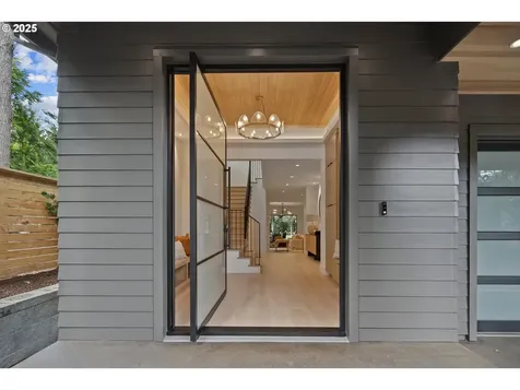 455 G Avenue Lake Oswego OR 97034
