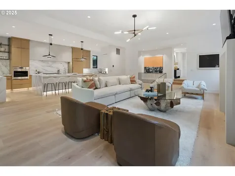 455 G Avenue Lake Oswego OR 97034