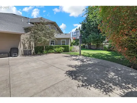 3308 Arlington Avenue Eugene OR 97408