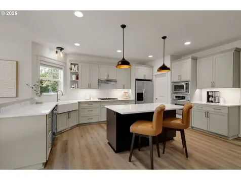3308 Arlington Avenue Eugene OR 97408