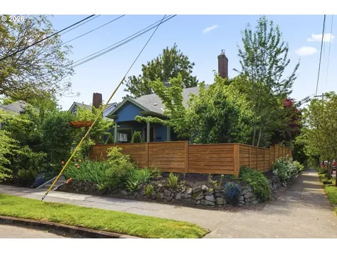 2154 N Webster Street N Portland OR 97217
