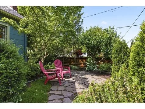 2154 N Webster Street N Portland OR 97217