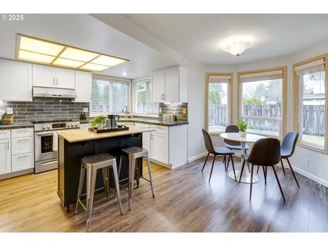 10009 NE 53rd Avenue Vancouver WA 98686