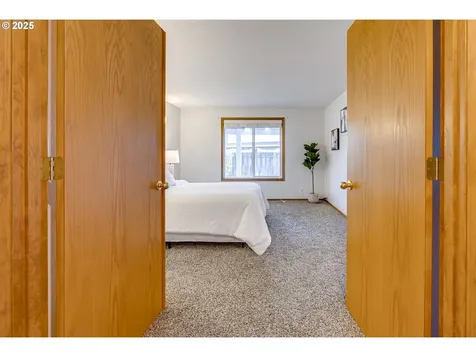 10009 NE 53rd Avenue Vancouver WA 98686