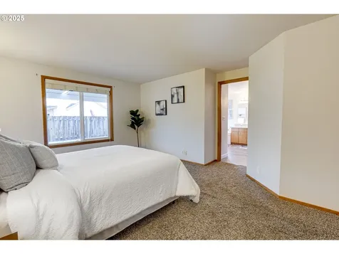 10009 NE 53rd Avenue Vancouver WA 98686