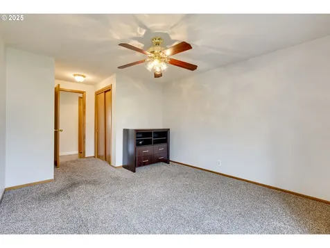 10009 NE 53rd Avenue Vancouver WA 98686