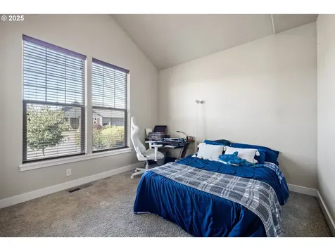 1175 S 40th Place Springfield OR 97478