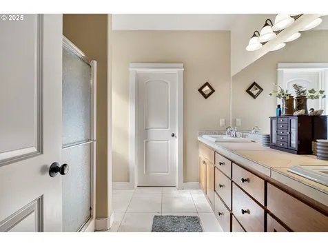 1175 S 40th Place Springfield OR 97478