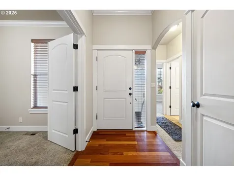 1175 S 40th Place Springfield OR 97478