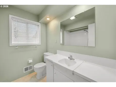 3235 SE Silver Springs Road Milwaukie OR 97222