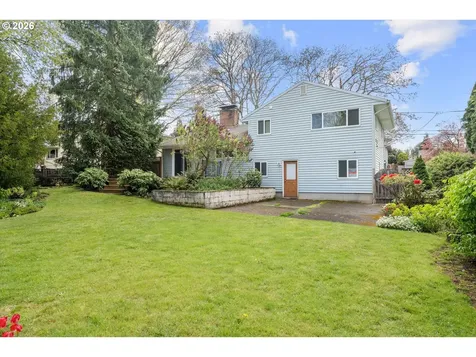 3235 SE Silver Springs Road Milwaukie OR 97222