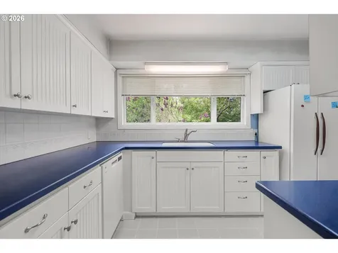 3235 SE Silver Springs Road Milwaukie OR 97222