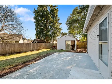 10617 NW 21st Avenue Vancouver WA 98685