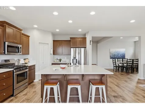 9025 N Dogwood Street Camas WA 98607