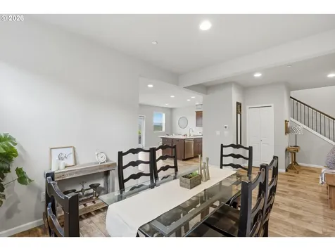 9025 N Dogwood Street Camas WA 98607