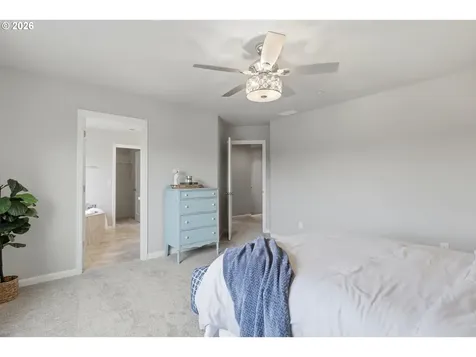 9025 N Dogwood Street Camas WA 98607