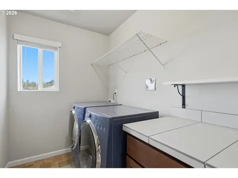 9025 N Dogwood Street Camas WA 98607