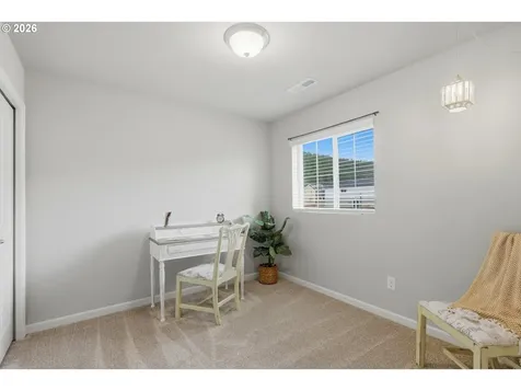 9025 N Dogwood Street Camas WA 98607