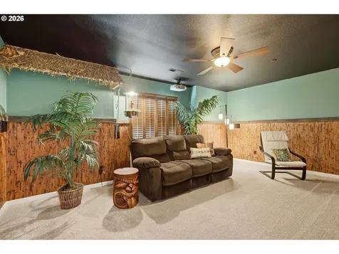 9025 N Dogwood Street Camas WA 98607