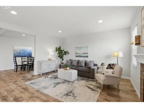 9025 N Dogwood Street Camas WA 98607