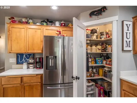 487 SE Dos Gatos Court Roseburg OR 97470