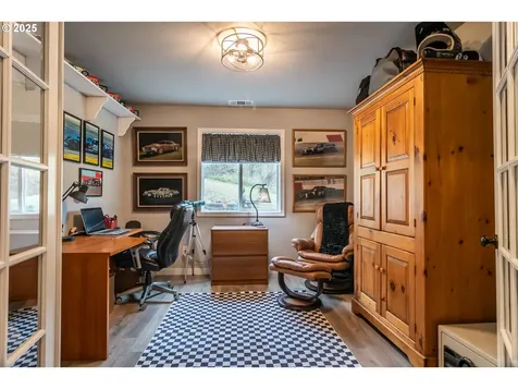 487 SE Dos Gatos Court Roseburg OR 97470