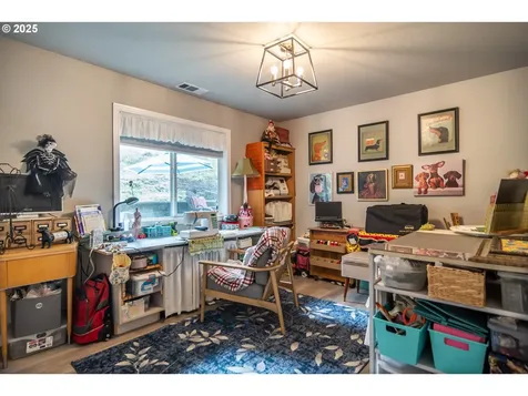 487 SE Dos Gatos Court Roseburg OR 97470