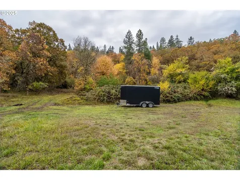 487 SE Dos Gatos Court Roseburg OR 97470