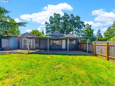 863 Linn Avenue Oregon City OR 97045