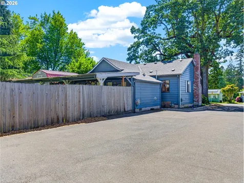 863 Linn Avenue Oregon City OR 97045