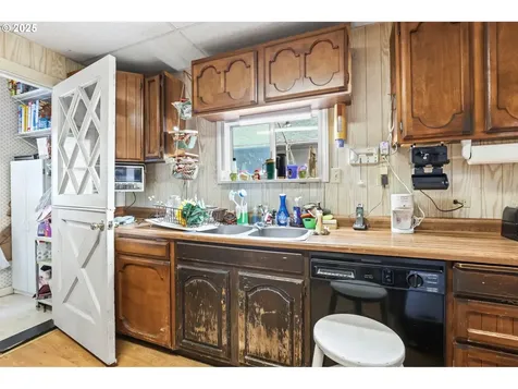 3235 NE 65th Avenue Portland OR 97213