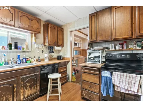 3235 NE 65th Avenue Portland OR 97213