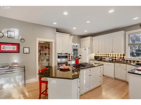 9548 NW Fleischner Street Portland OR 97229