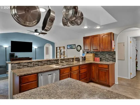 2 Park Village Drive Florence OR 97439