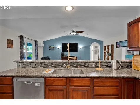 2 Park Village Drive Florence OR 97439
