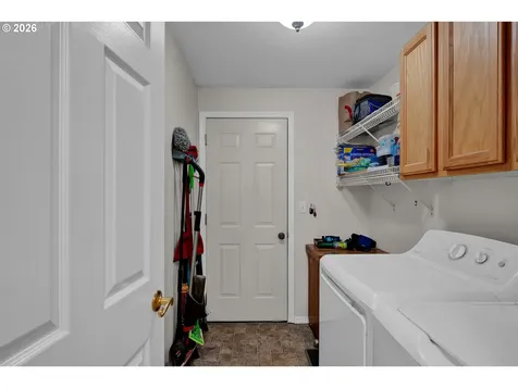 2 Park Village Drive Florence OR 97439