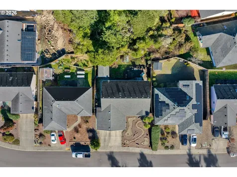2 Park Village Drive Florence OR 97439