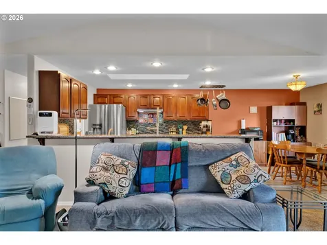 2 Park Village Drive Florence OR 97439