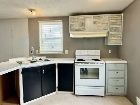 425 W Front Merrill OR 97633
